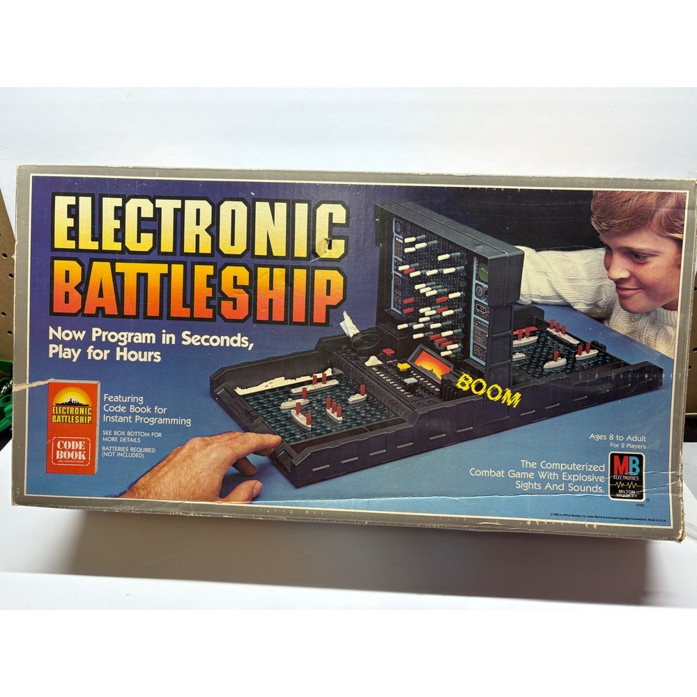 Vintage 1982 Electronic Battleship Milton Bradley 4750 w/ Box & Instructions